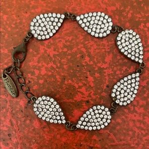 Plunder aged brass and white stone Teardrop Bracelet